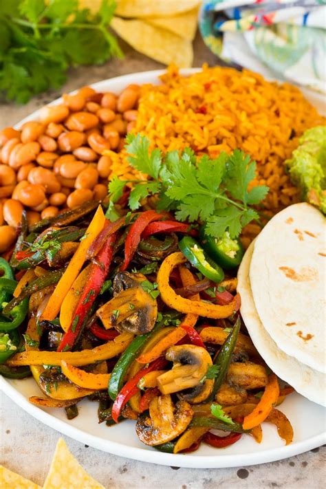 How much fat is in vegetable fajitas with rice - calories, carbs, nutrition