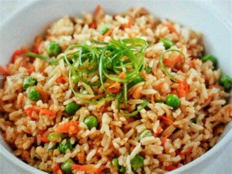 How much fat is in vegetable fried rice - calories, carbs, nutrition