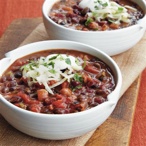 How much fat is in vegetarian chili with beans - calories, carbs, nutrition