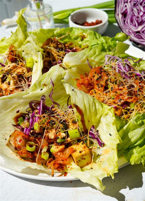 How much fat is in vegetarian lettuce wrap - calories, carbs, nutrition