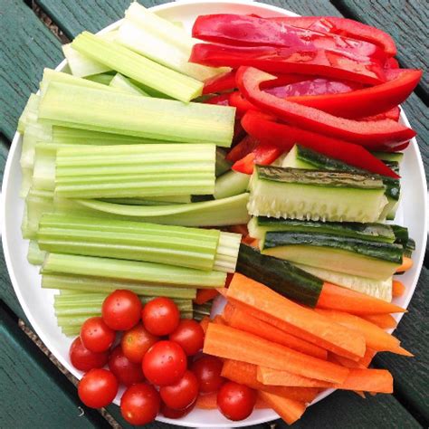 How much fat is in veggie sticks - calories, carbs, nutrition