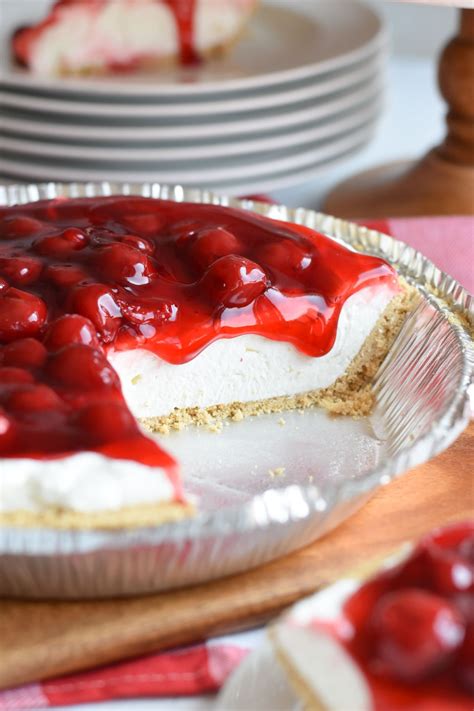 How much fat is in whips! cherry cheesecake - calories, carbs, nutrition