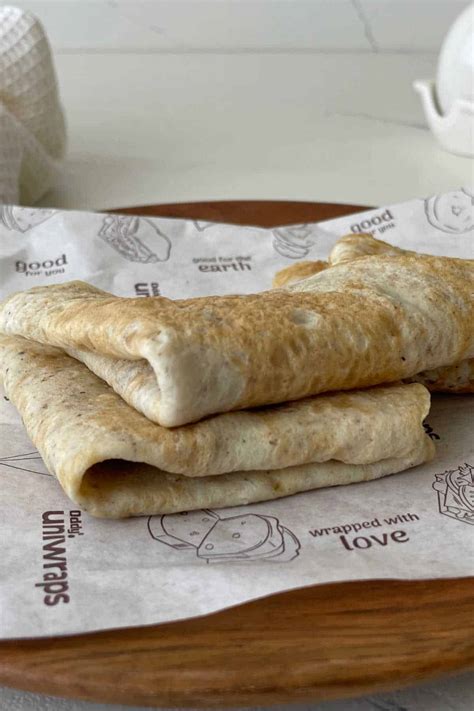 How much fat is in white tortilla wraps - calories, carbs, nutrition