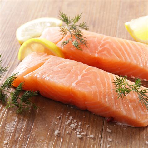 How much fat is in whole+sum salmon suprme with cream cheese - calories, carbs, nutrition