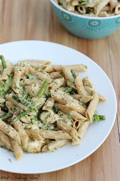 How much fat is in whole wheat penne and vegetable alfredo - calories, carbs, nutrition