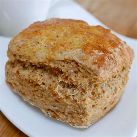 How much fat is in wholemeal scones - calories, carbs, nutrition