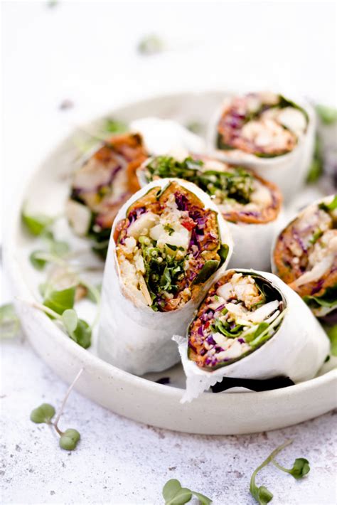 How much fat is in wrap mahammara feta & vegetables spinach tortilla - calories, carbs, nutrition