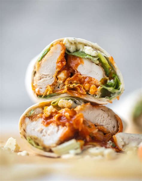 How much fat is in wrap mini chicken tender buffalo lettuce & cheddar 6