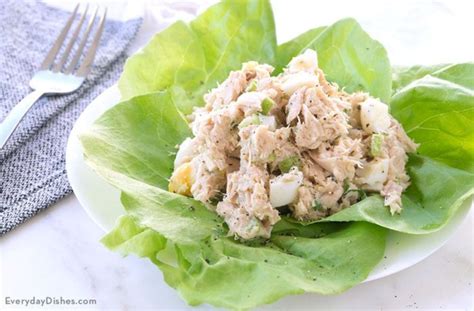 How much fat is in wrap tuna salad no chol mayo 10