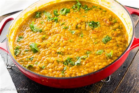 How much fat is in yellow lentil dal - calories, carbs, nutrition