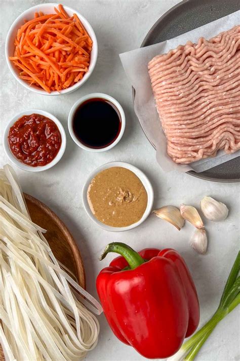 How much fat is in zesty peanut chicken (76834.1) - calories, carbs, nutrition