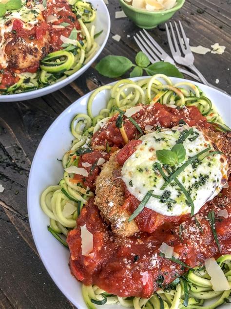 How much fat is in zoodle chicken parmesan - calories, carbs, nutrition