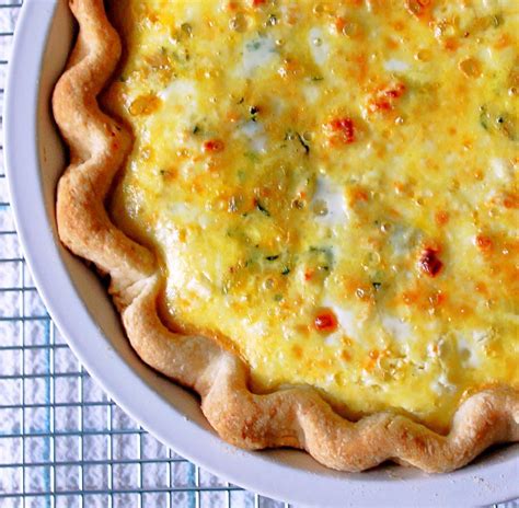 How much fat is in zucchini and feta quiche - calories, carbs, nutrition