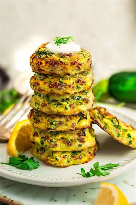 How much fat is in zucchini fritters - calories, carbs, nutrition