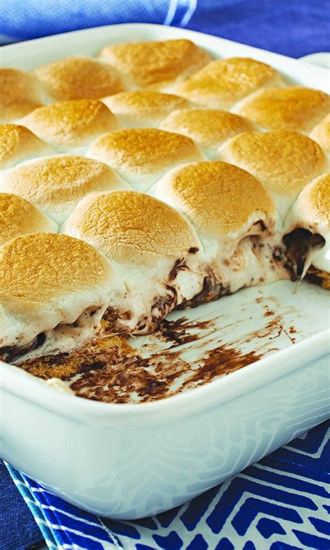 Make Delicious Easy Pan O' S'mores in Minutes