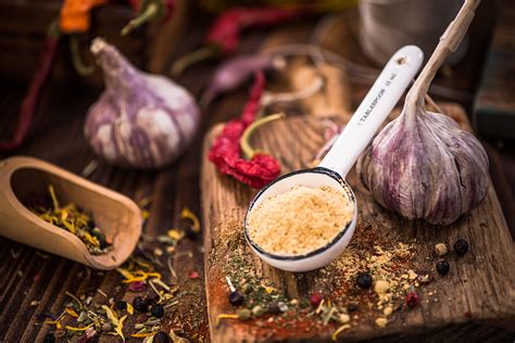 The Pros of Garlic Powder for Heart Disease