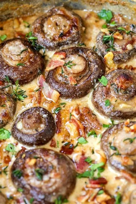 What are some gourmet mushroom recipes?