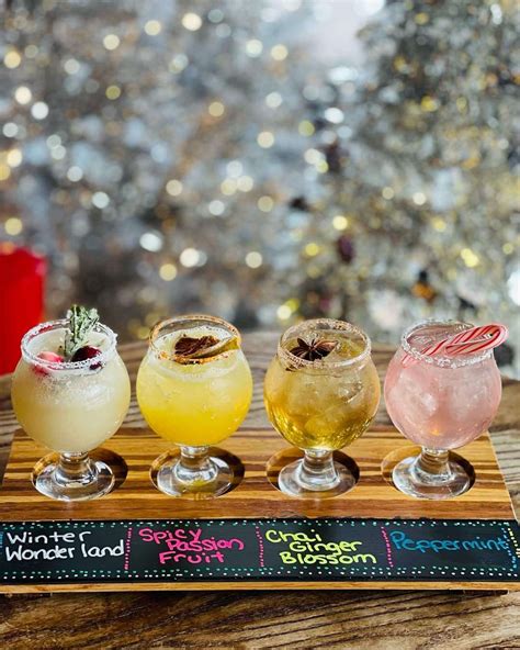 What are some recommended food pairings for a Margarita Flight?