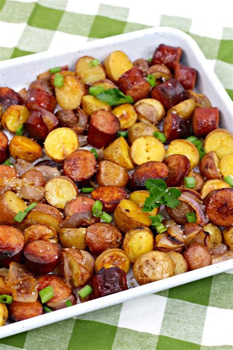 What can I serve this sausage and crispy potato bake with?