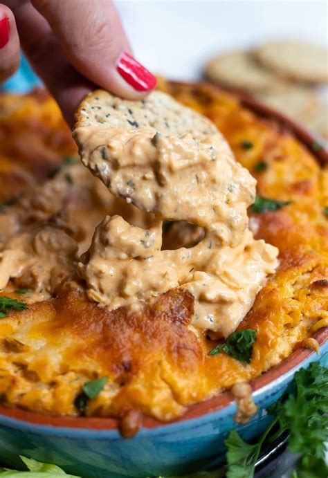 What ingredients do I need to make buffalo chicken dip?