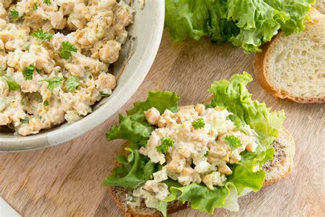 What is Vegan Chickpea Tuna Salad - calories, carbs, nutrition