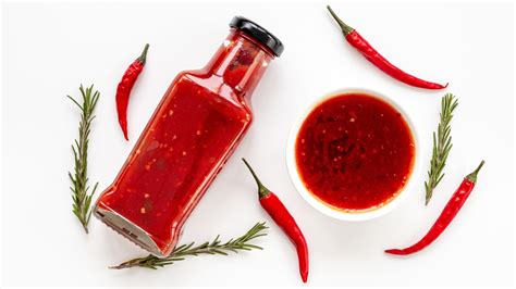 What is the difference between fermented and quick-cook hot sauce?