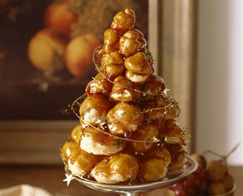 What is the traditional occasion for serving croquembouche?