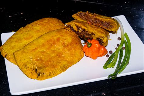 What spices are traditionally used in Jamaican beef patties?