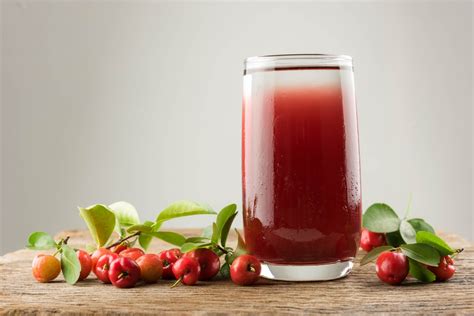 Acerola juice, raw - calories, carbs, nutrition