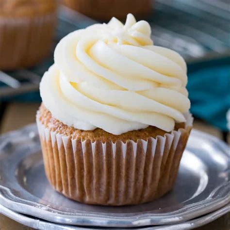 Almond Cream Cheese Frosting - calories, carbs, nutrition