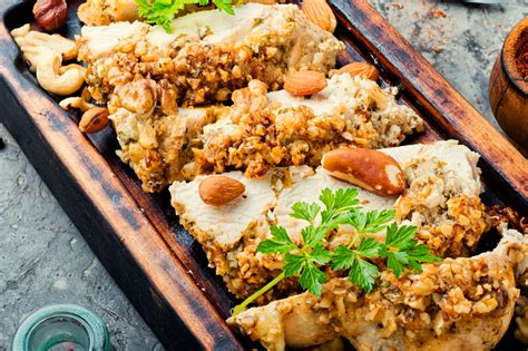 Almond Crusted Chicken Strips - Large - calories, carbs, nutrition