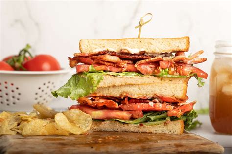 American Blt - calories, carbs, nutrition