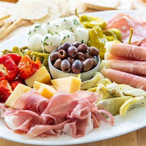 Amora Italian Antipasto - calories, carbs, nutrition