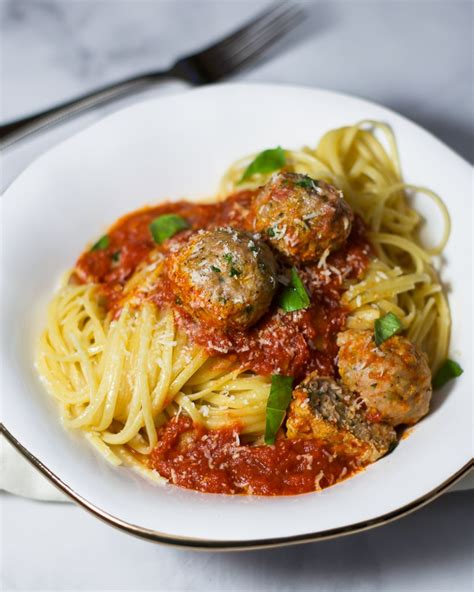 Angel Hair Pasta and Meatballs - calories, carbs, nutrition