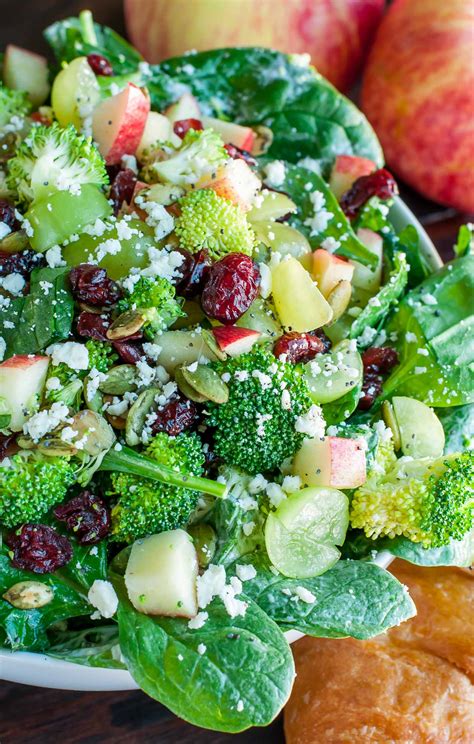 Apple Cranberry Spinach Salad - calories, carbs, nutrition