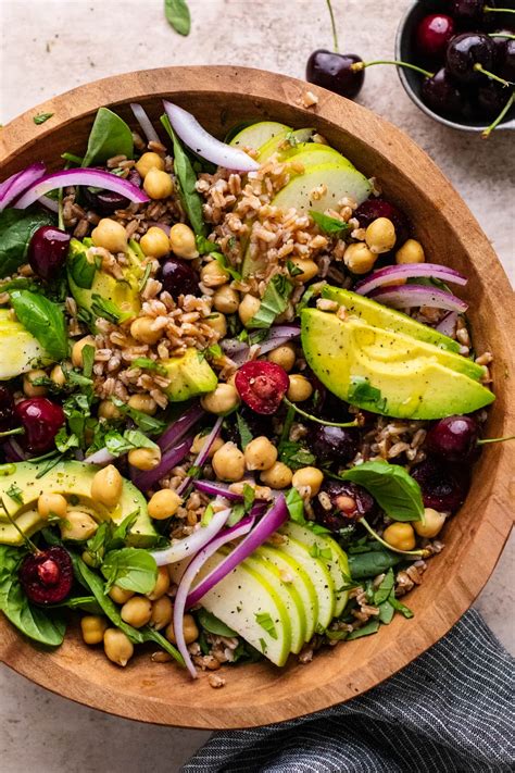 Apple Onion Infused Farro with Dried Cherries - calories, carbs, nutrition