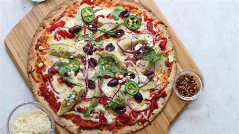 Artichoke, Red Pepper & Feta Pizza - calories, carbs, nutrition