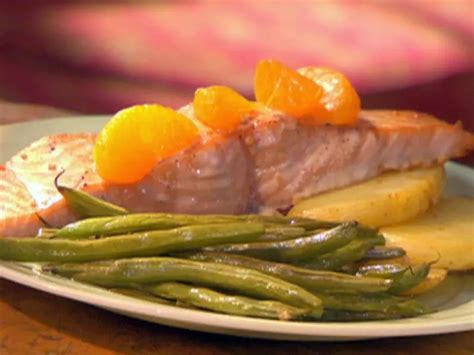 Arugula with Fingerling Potatoes and Haricot Verts - calories, carbs, nutrition