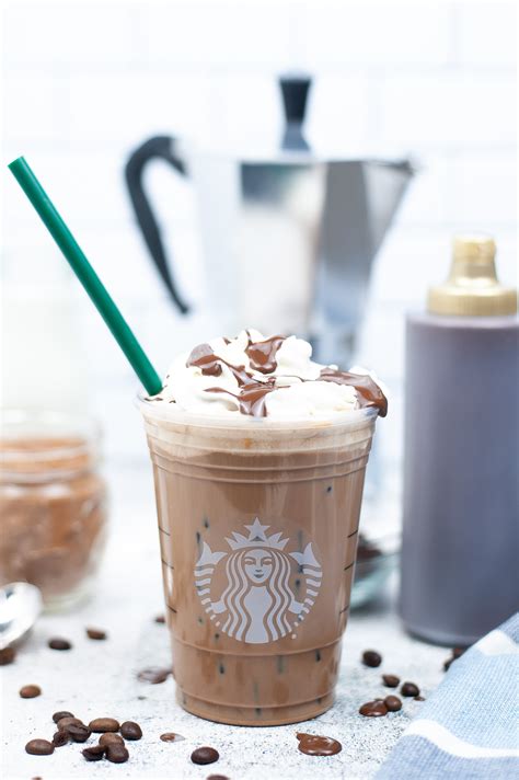 Aspretto Iced Latte White Chocolate Mocha 16 oz - calories, carbs, nutrition