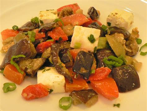 Aspretto Salad Entree Eggplant Greek - calories, carbs, nutrition