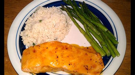 Atlantic Salmon w/ Apple Brandy Glaze, Wild Cherry Rice and Haricot Verts w/ Caramelized Shallots - calories, carbs, nutrition