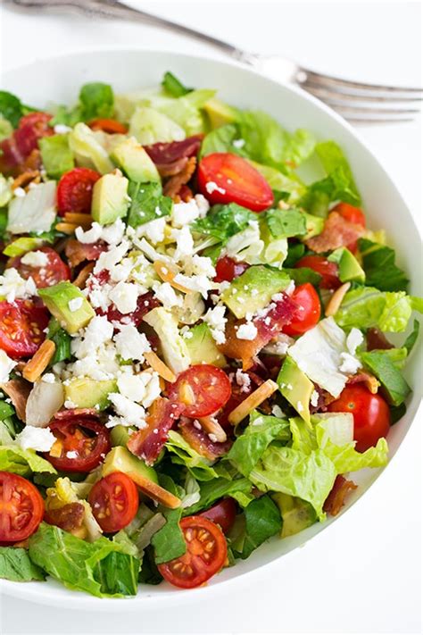 Avocado BLT Chopped Salad - calories, carbs, nutrition