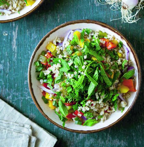 Aztec Entree Salad - calories, carbs, nutrition