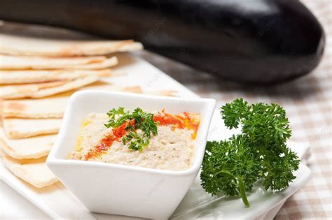 Baba Ghanoush (Eggplant) - calories, carbs, nutrition