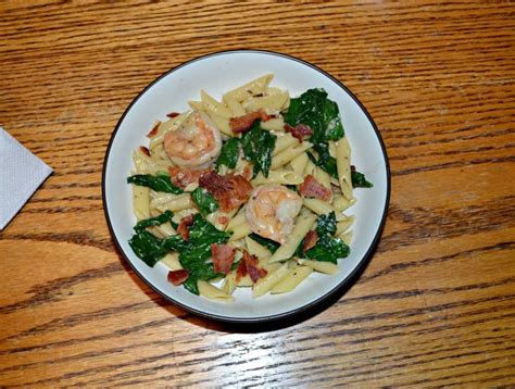 Bacon and Shrimp Pasta Toss - calories, carbs, nutrition