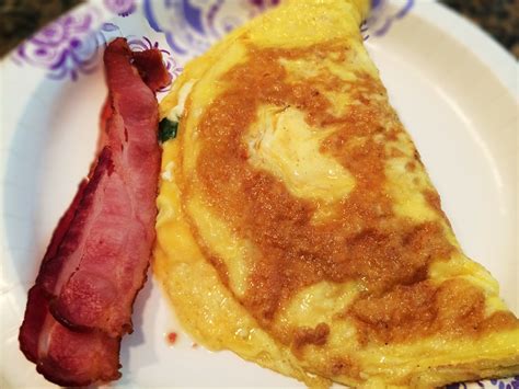 Bacon Cheese and Scallion Omelet - calories, carbs, nutrition