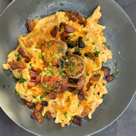 Bacon Wrapped Scallop Mac and Cheese - calories, carbs, nutrition