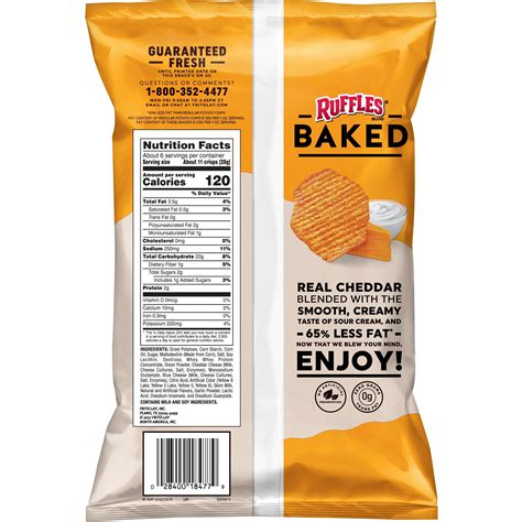 Baked Cheddar and Sour Cream Chips - calories, carbs, nutrition