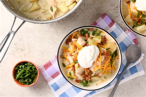 Baked Potato and Chicken Chowder 16 oz - calories, carbs, nutrition