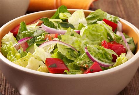 Baked Potato with Fresh Garden Salad - calories, carbs, nutrition